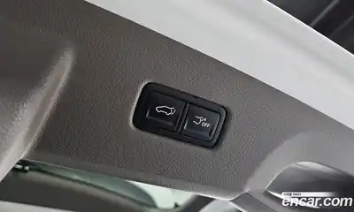 Kia Canival 2023 3.5 Автомат в Москве № 51505, миниатюра 3