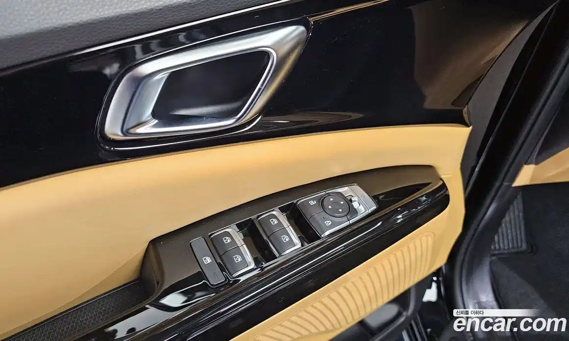 Kia Canival 2023 3.5 Автомат в Москве № 54795, фото 13