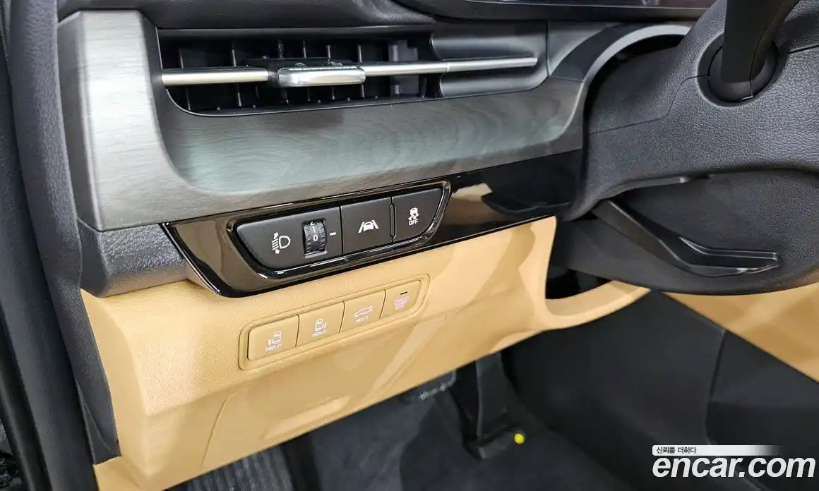 Kia Canival 2023 3.5 Автомат в Москве № 54795, фото 16