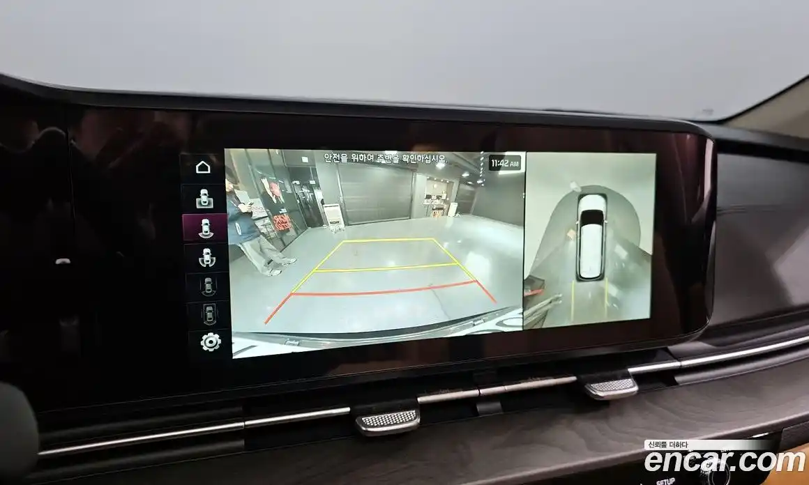 Kia Canival 2023 3.5 Автомат в Москве № 54795, фото 17