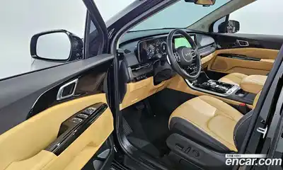 Kia Canival 2023 3.5 Автомат в Москве № 54795, миниатюра 6