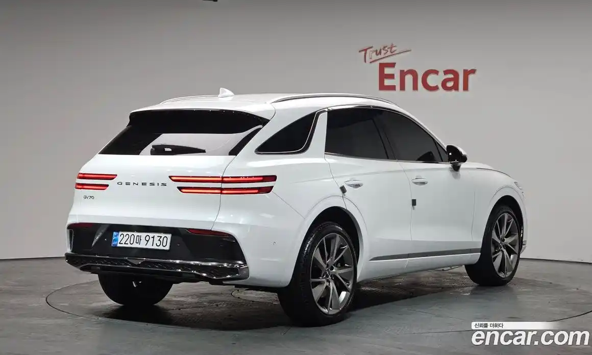Genesis GV70 2025 2.5 Автомат в Москве № 57096, фото 12