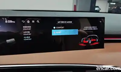 Genesis GV70 2025 2.5 Автомат в Москве № 57096, миниатюра 2