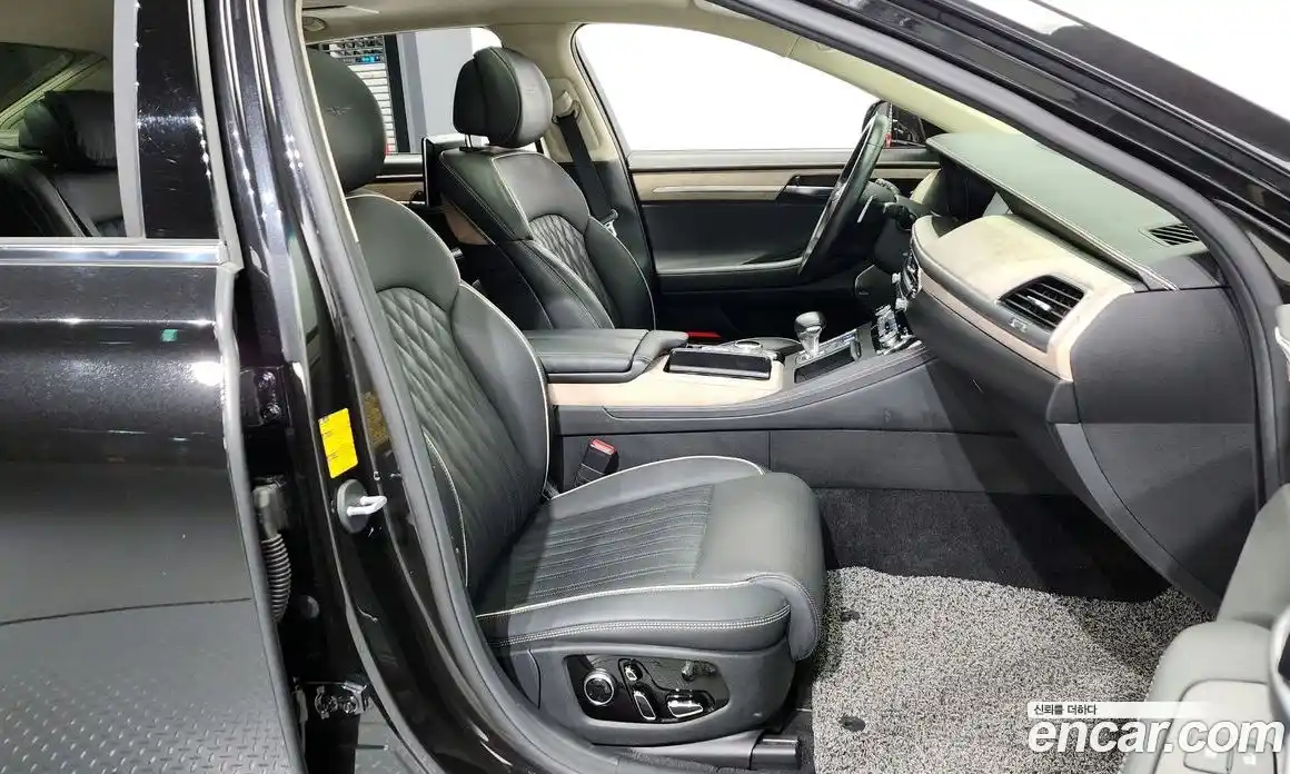 Genesis G90 2019 5.0 Автомат в Москве № 57493, фото 15