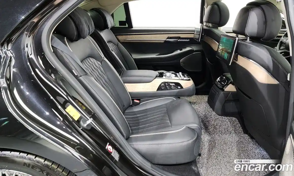 Genesis G90 2019 5.0 Автомат в Москве № 57493, фото 18