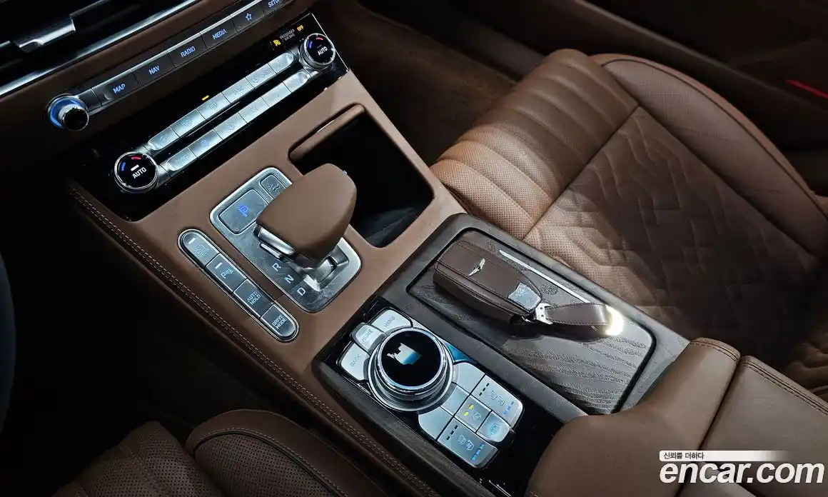 Genesis G90 2021 5.0 Автомат в Москве № 57542, фото 13