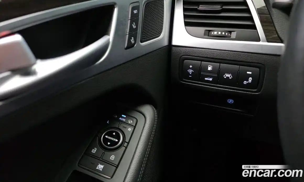 Genesis G80 2017 3.3 Автомат в Москве № 58773, фото 11