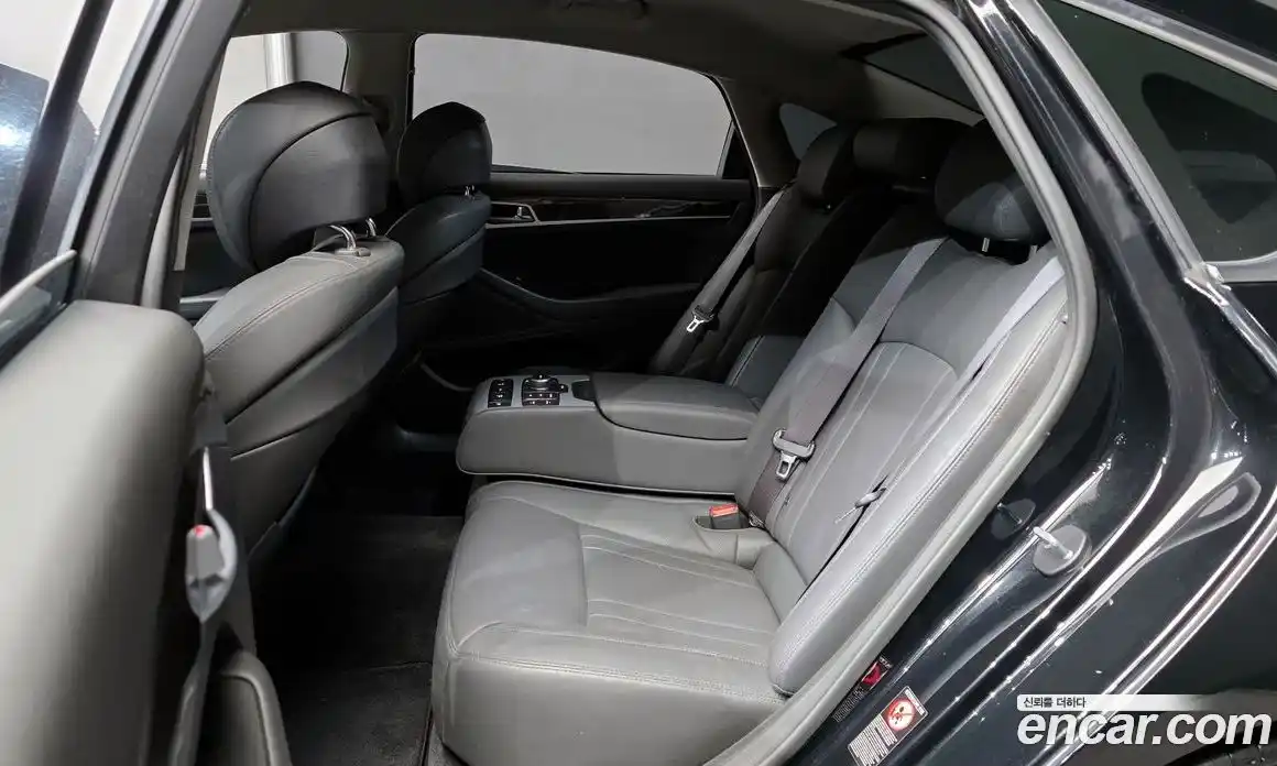 Genesis G80 2017 3.3 Автомат в Москве № 58773, фото 3