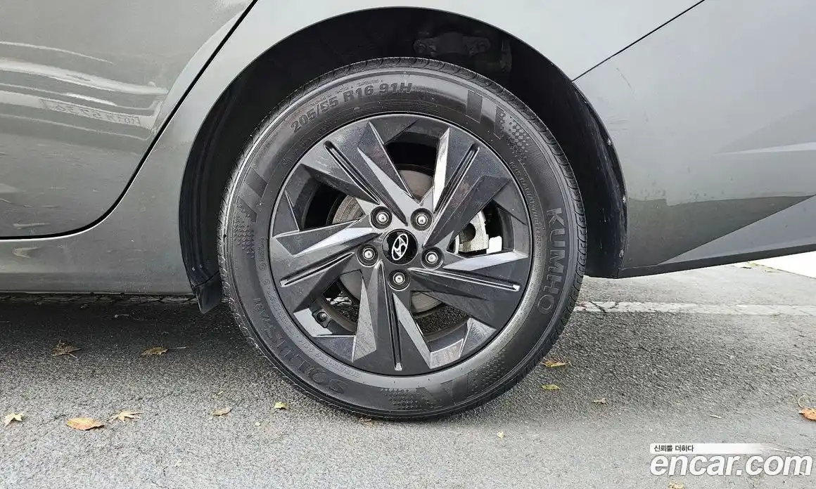 Hyundai Avante 2021 1.6 Автомат в Москве № 93747, фото 16