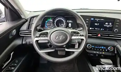 Hyundai Avante 2021 1.6 Автомат в Москве № 93747, миниатюра 6