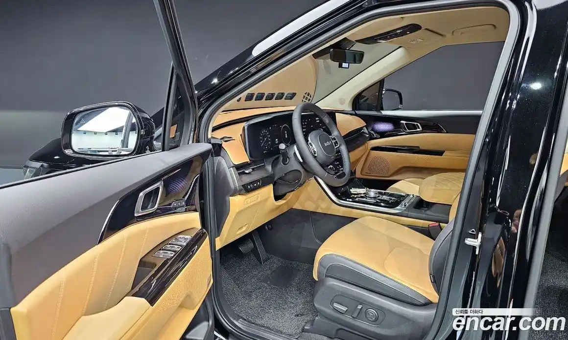 Kia Canival 2023 3.5 Автомат в Москве № 96848, фото 13