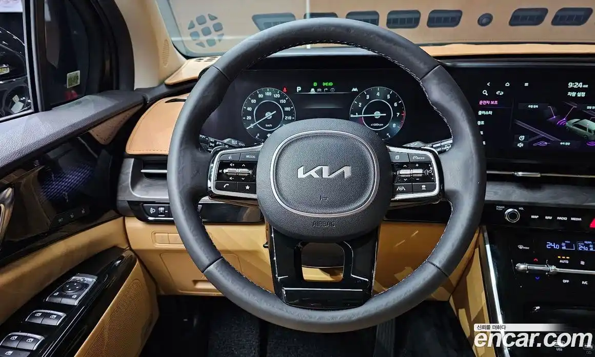 Kia Canival 2023 3.5 Автомат в Москве № 96848, фото 15