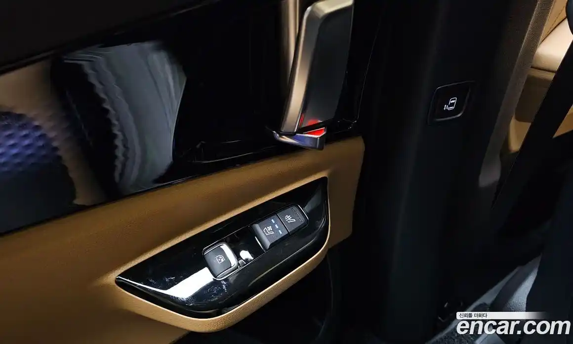 Kia Canival 2023 3.5 Автомат в Москве № 96848, фото 20