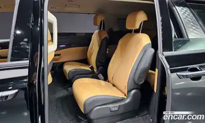 Kia Canival 2023 3.5 Автомат в Москве № 96848, миниатюра 2