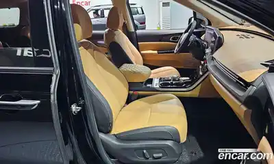 Kia Canival 2023 3.5 Автомат в Москве № 96848, миниатюра 7