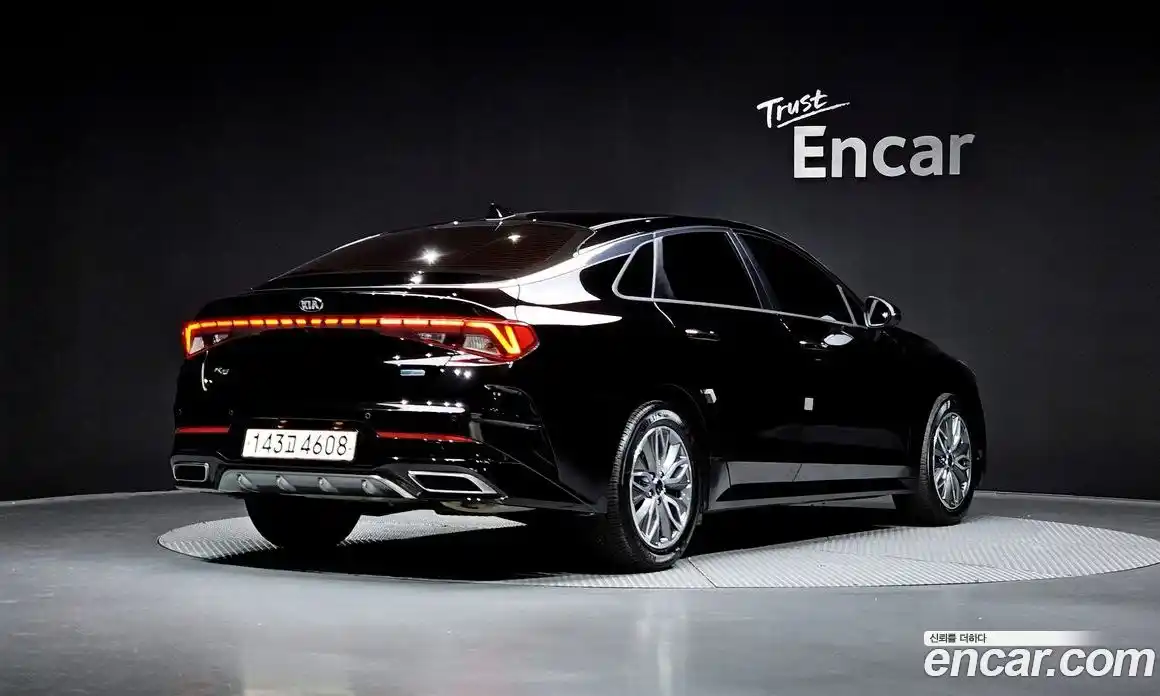 Kia K5 2021 2.0 Автомат в Москве № 102812, фото 3