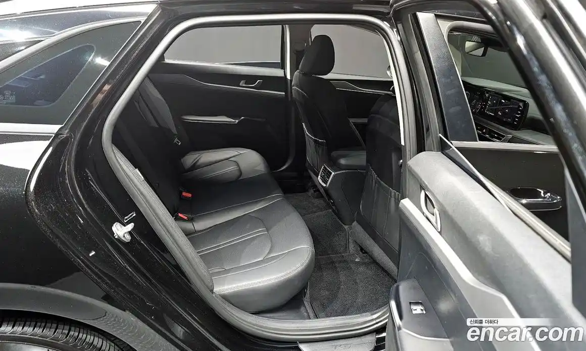 Kia K5 2021 2.0 Автомат в Москве № 102812, фото 5