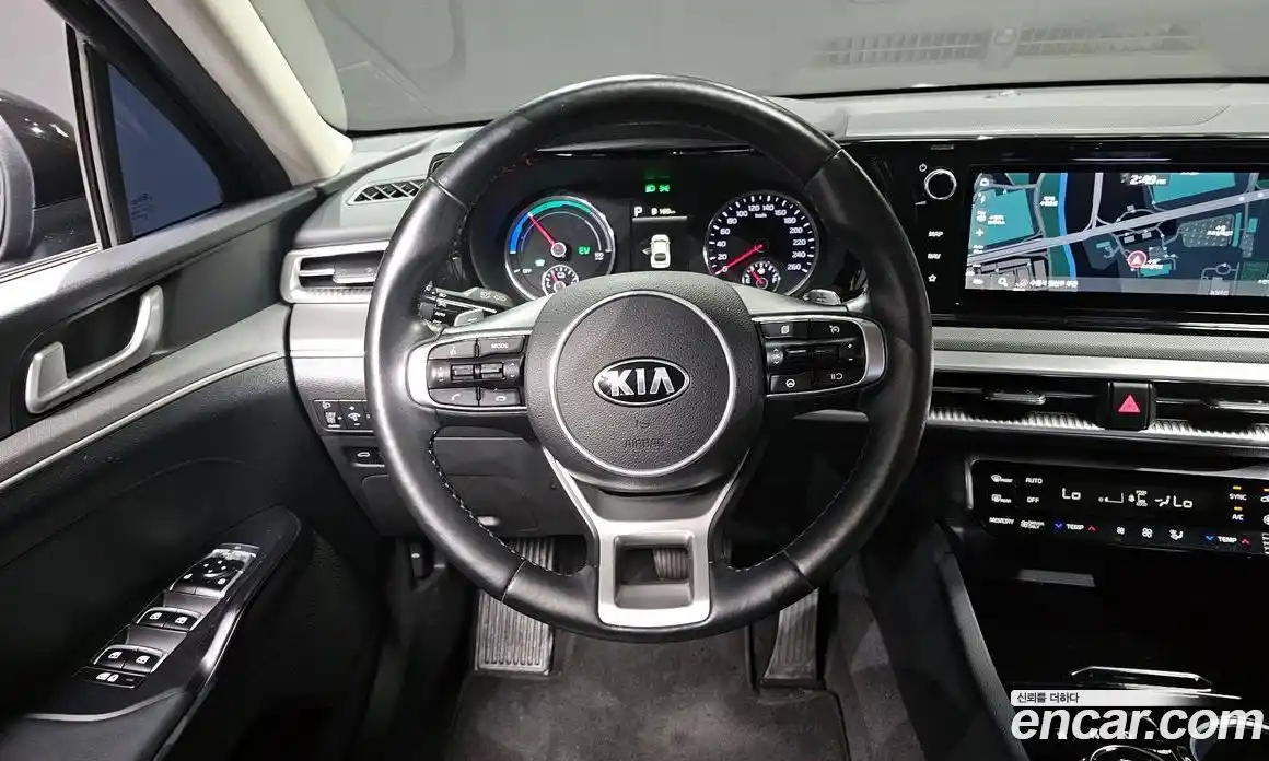 Kia K5 2021 2.0 Автомат в Москве № 102812, фото 9