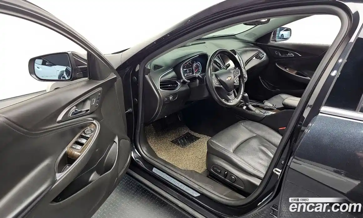 Chevrolet Malibu 2017 1.5 Автомат в Москве № 104461, фото 3