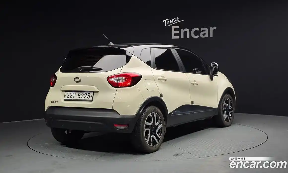 Renault QM3 2015 1.5 Автомат в Москве № 106739, фото 14