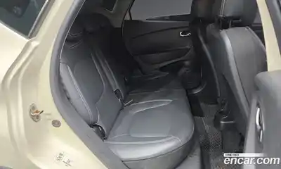 Renault QM3 2015 1.5 Автомат в Москве № 106739, миниатюра 9