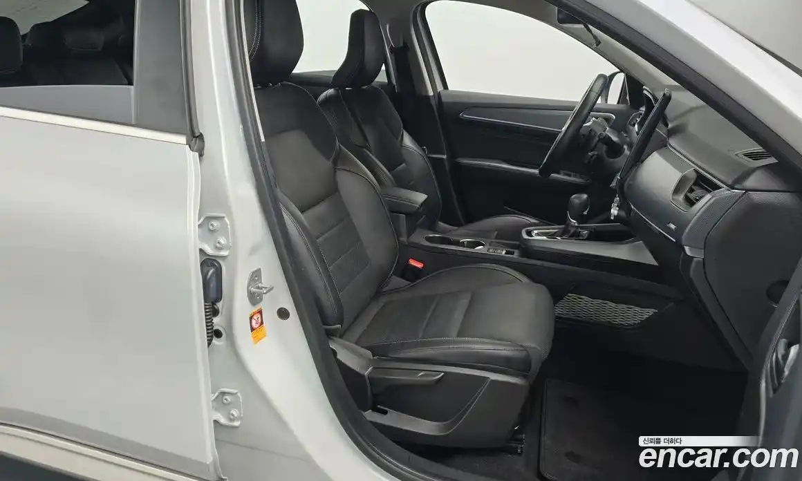 Renault XM3 2020 1.3 Автомат в Москве № 107522, фото 14