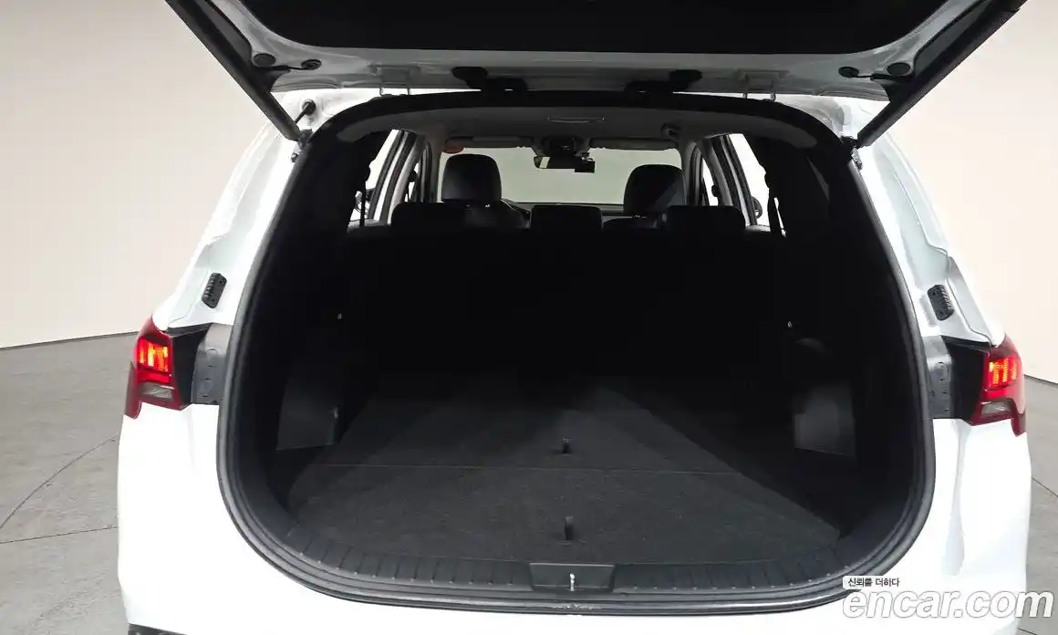 Hyundai Santa Fe 2021 2.5 Автомат в Москве № 110275, фото 4