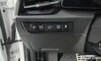 Kia Niro 2025 1.6 Автомат в Москве № 114460, миниатюра 5