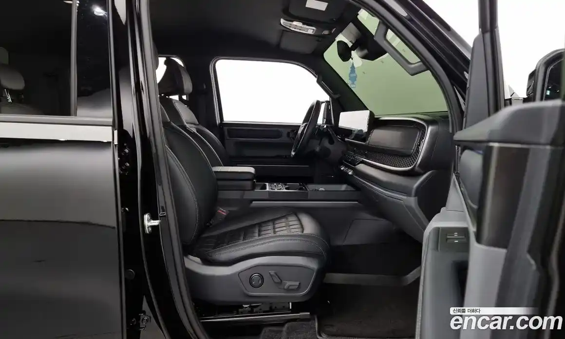 Kia Tasman 2025 2.5 Автомат в Москве № 114523, фото 4