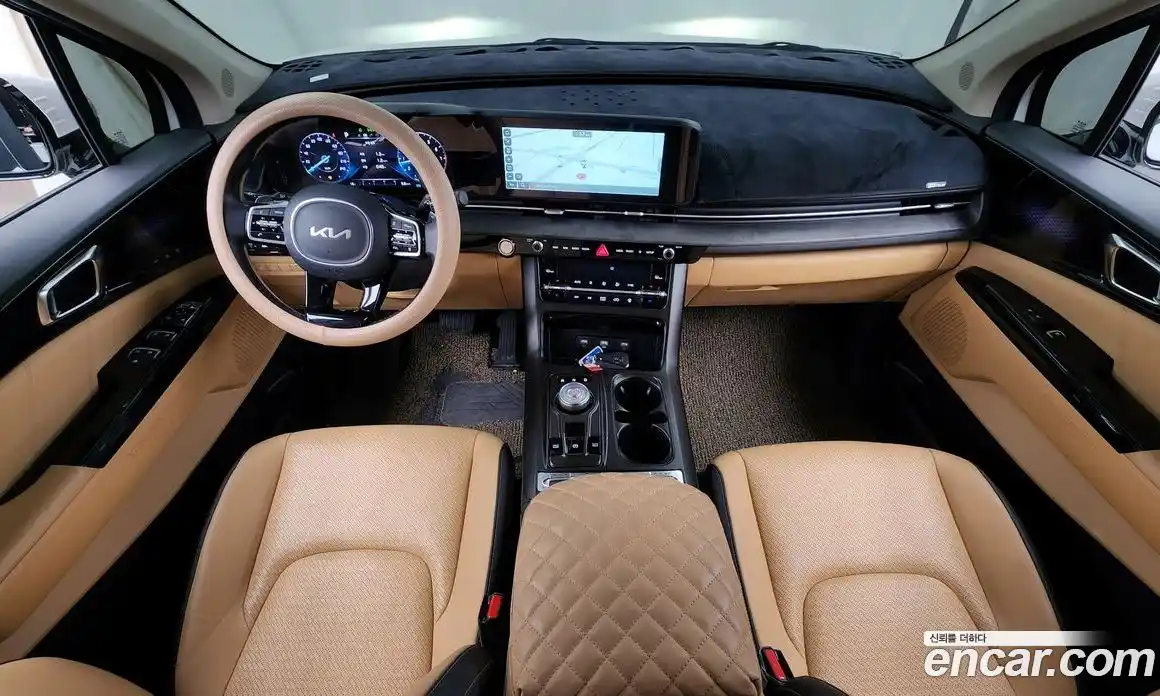 Kia Canival 2023 3.5 Автомат в Москве № 114785, фото 3