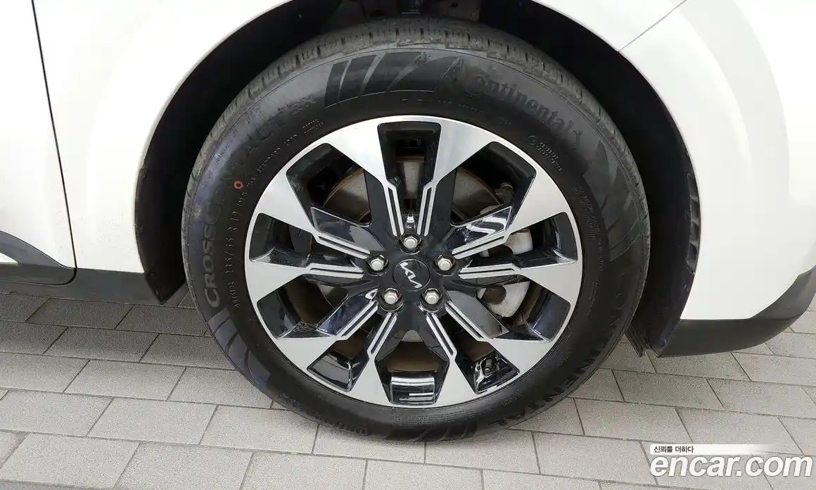 Kia Canival 2023 3.5 Автомат в Москве № 114785, фото 8