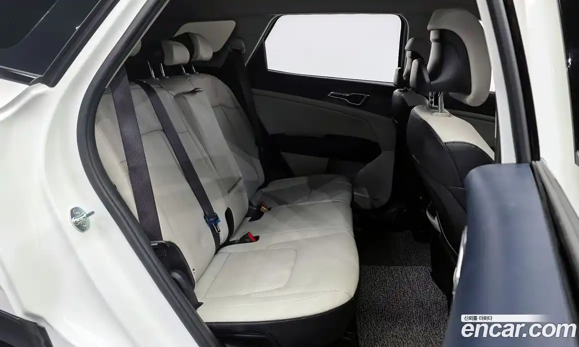 Kia Sportage 2022 1.6 Автомат в Москве № 115527, фото 18