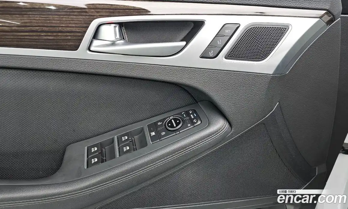 Genesis G80 2017 3.3 Автомат в Москве № 118228, фото 5