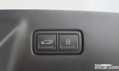 Hyundai Santa Fe 2024 1.6 Автомат в Москве № 119539, миниатюра 4