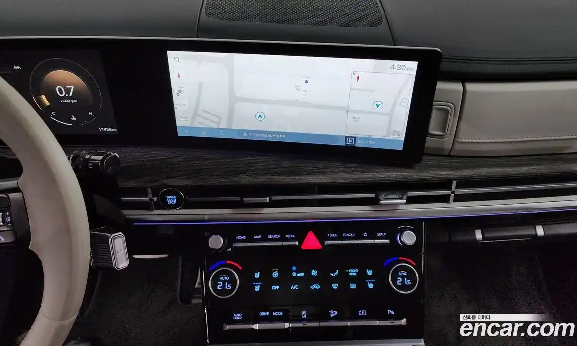 Hyundai Santa Fe 2025 2.5 Автомат в Москве № 119834, фото 7