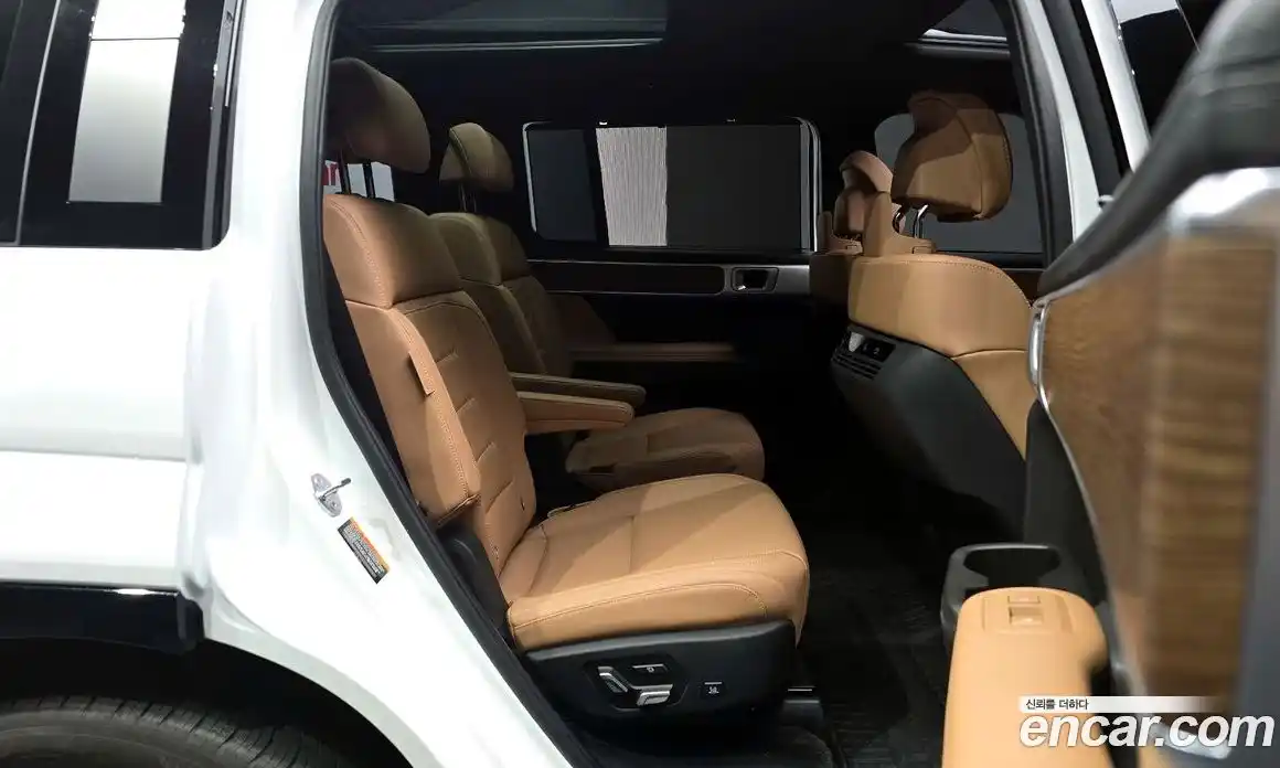 Hyundai Santa Fe 2024 1.6 Автомат в Москве № 119956, фото 15