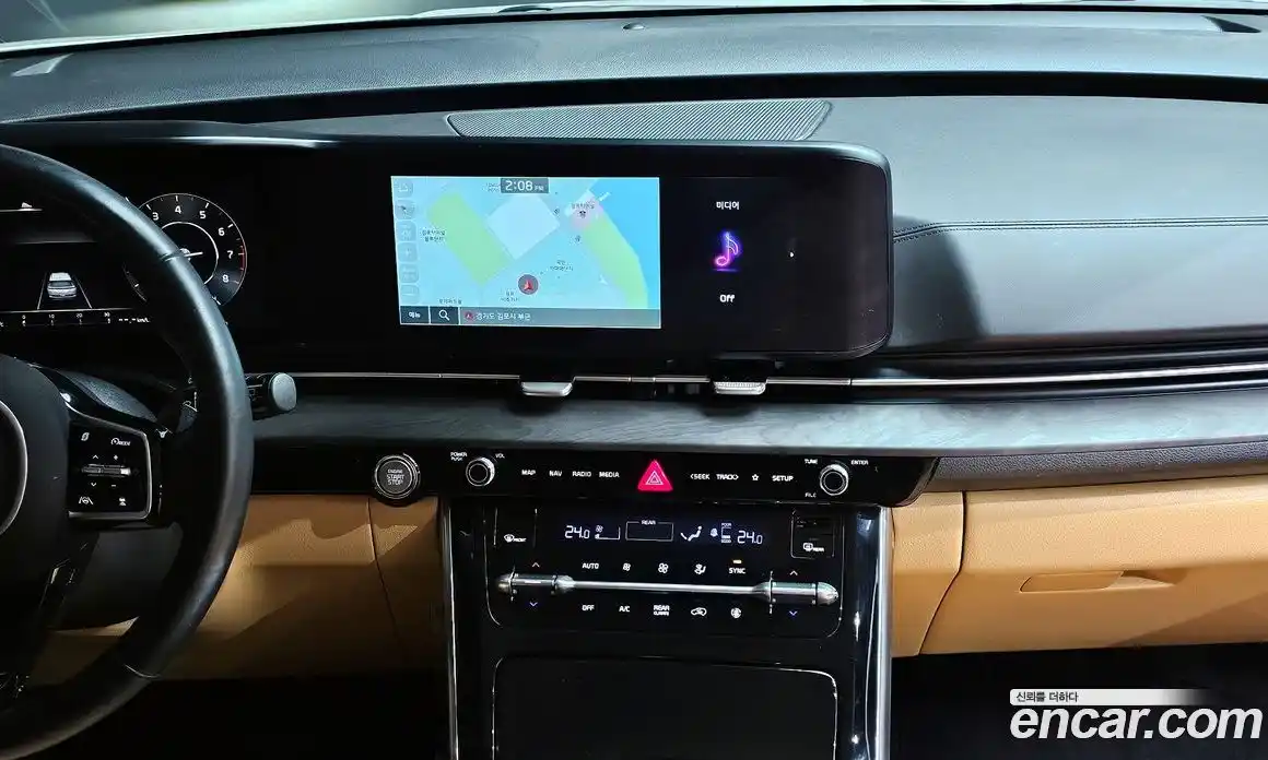 Kia Canival 2022 3.5 Автомат в Москве № 121244, фото 16