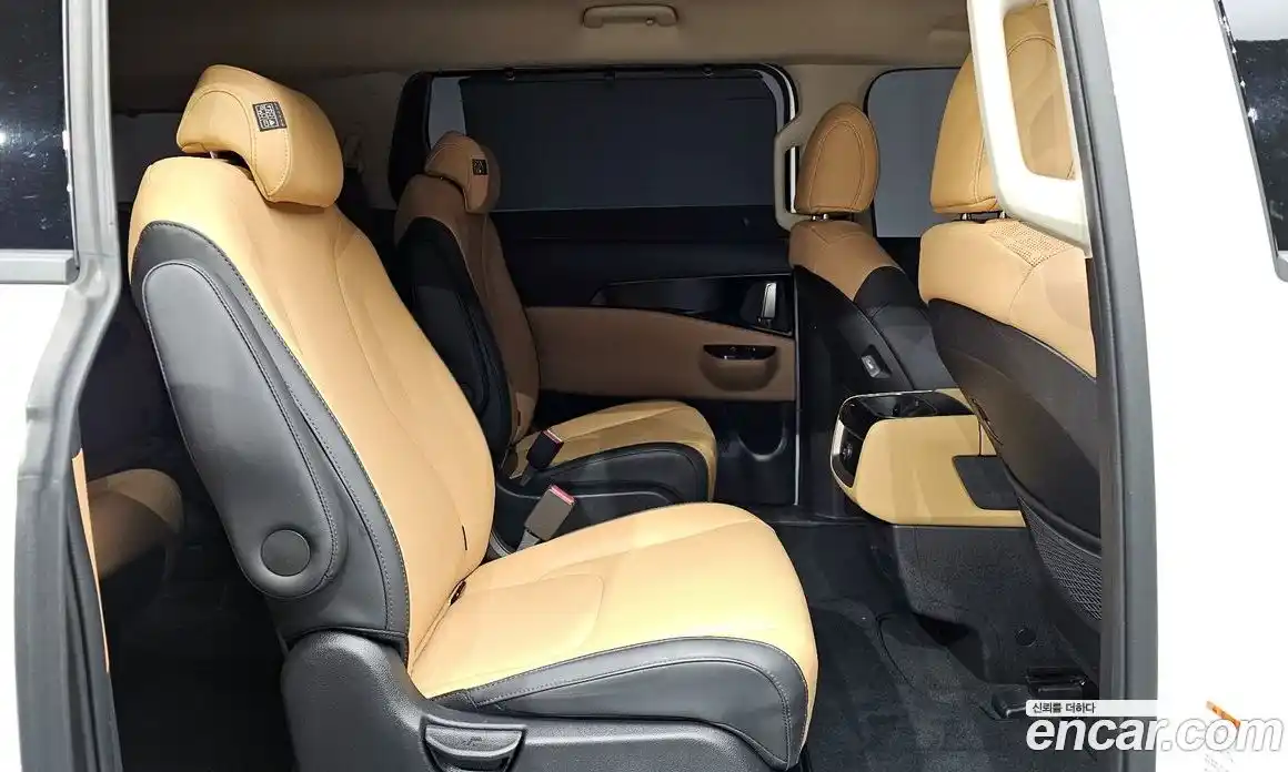 Kia Canival 2022 3.5 Автомат в Москве № 121244, фото 19