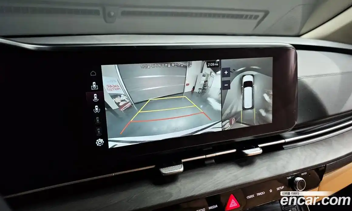 Kia Canival 2022 3.5 Автомат в Москве № 121244, фото 9