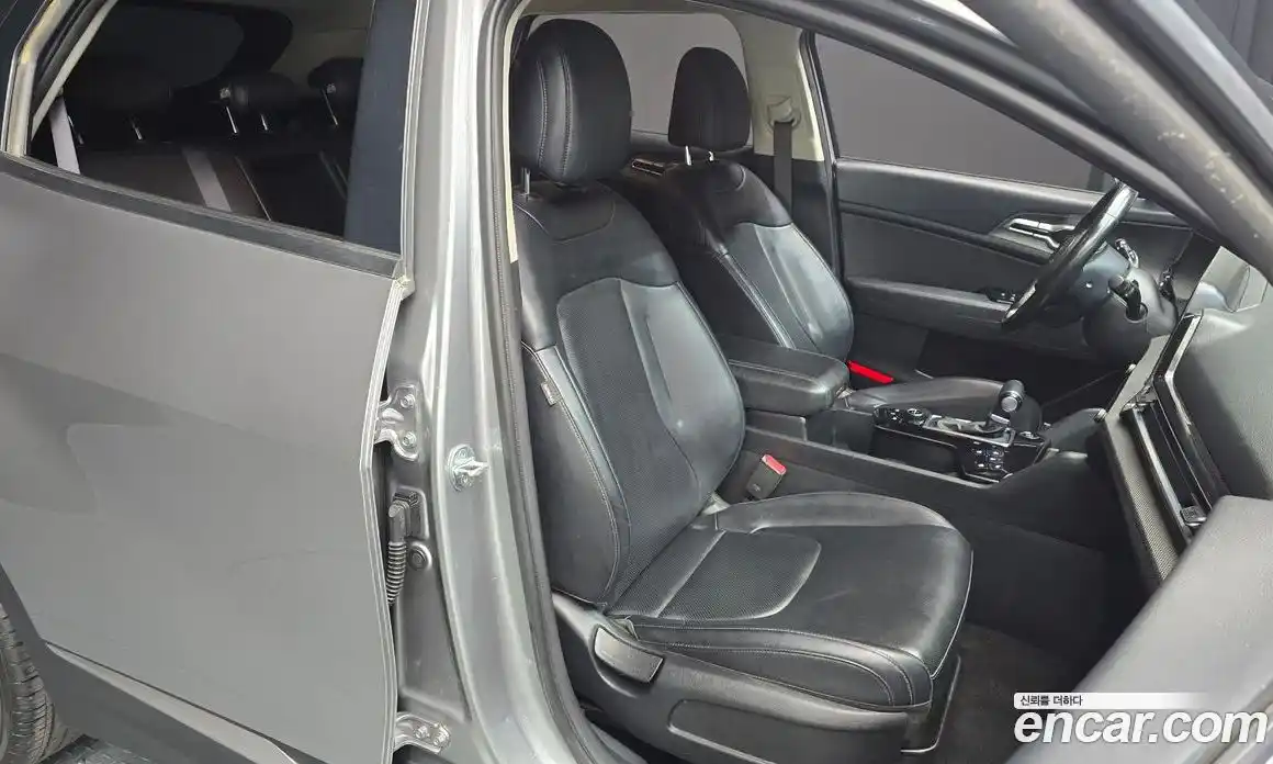 Kia Sportage 2023 2.0 Автомат в Москве № 121431, фото 13