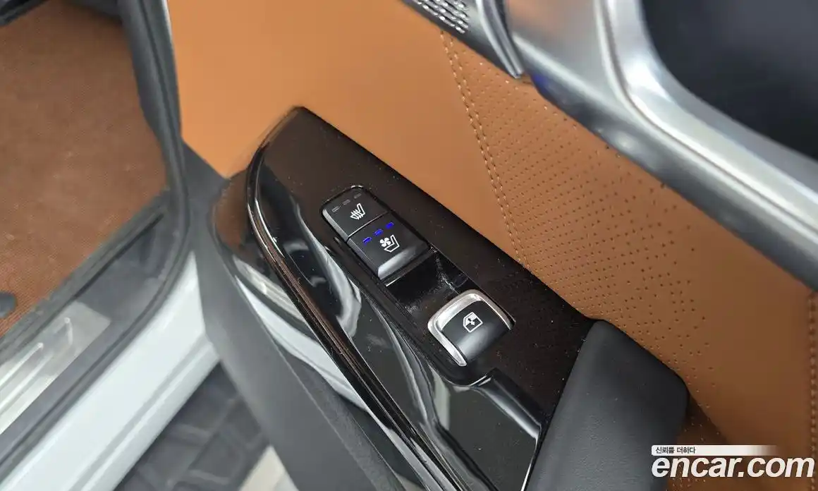 Kia Mohave 2023 3.0 Автомат в Москве № 121586, фото 20