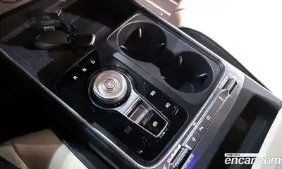 Kia Canival 2024 3.5 Автомат в Москве № 121858, миниатюра 12