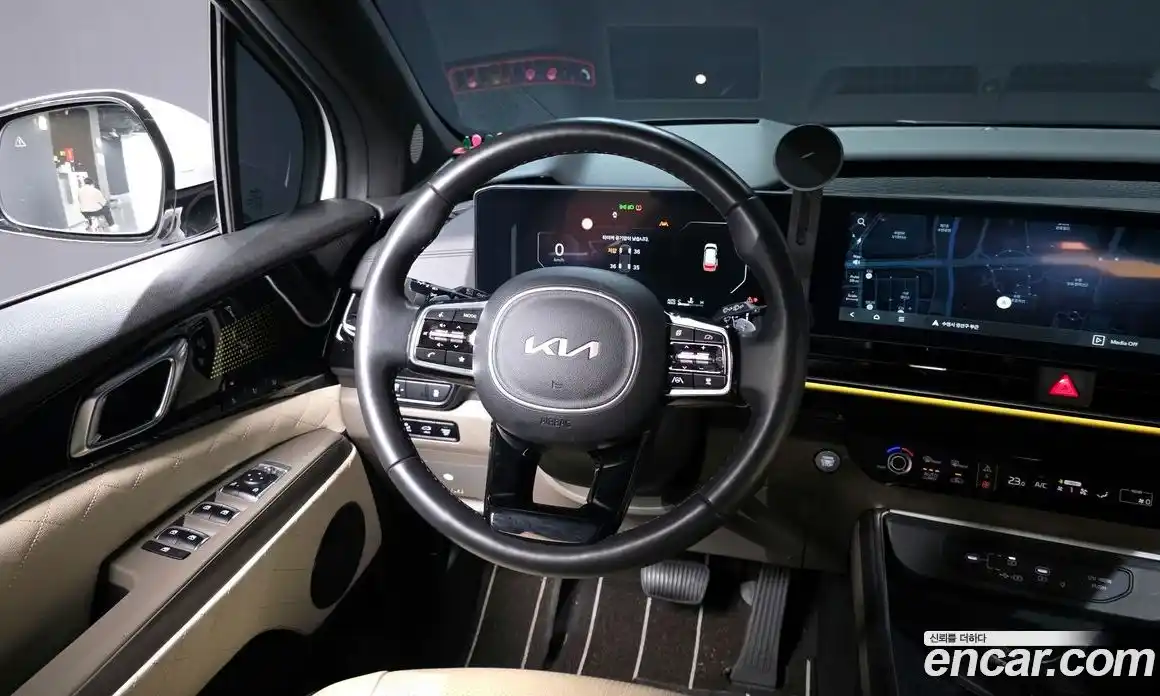 Kia Canival 2024 3.5 Автомат в Москве № 121858, фото 8