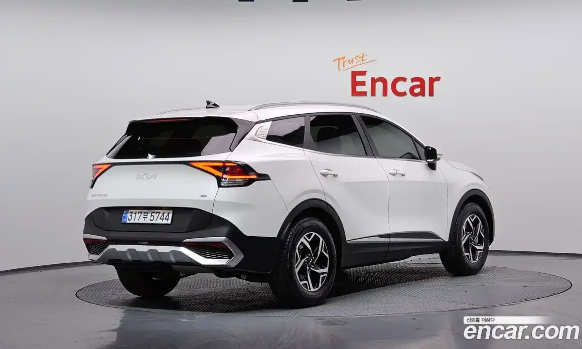 Kia Sportage 2023 2.0 Автомат в Москве № 122019, фото 13