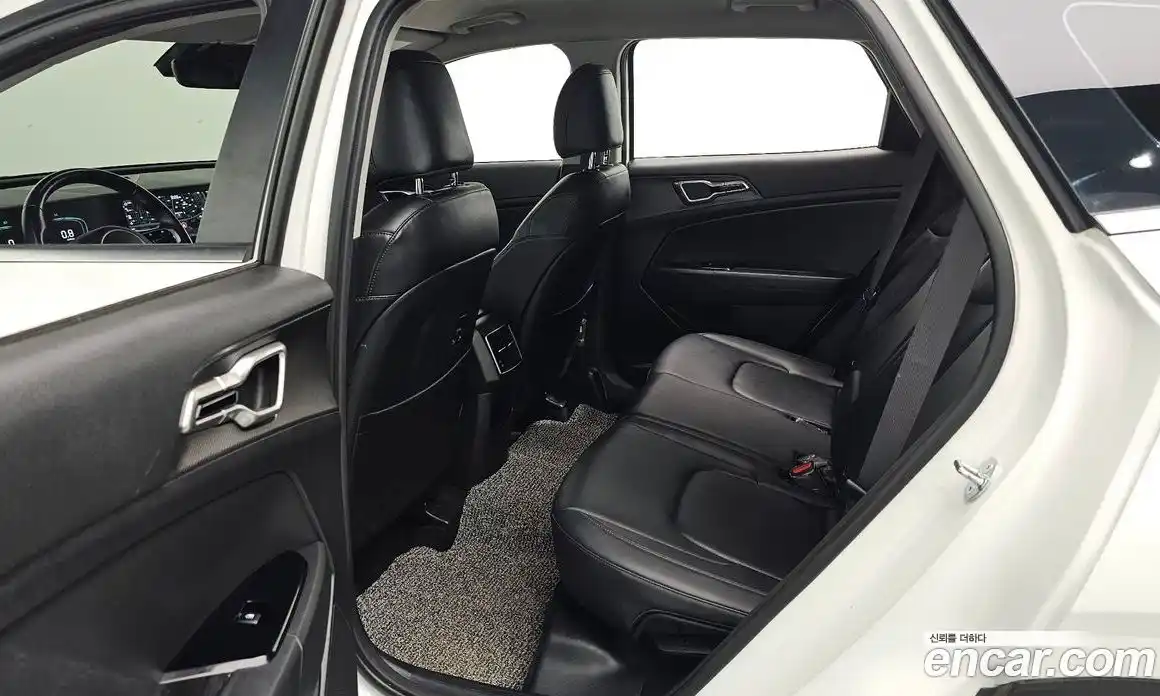 Kia Sportage 2023 2.0 Автомат в Москве № 122019, фото 19