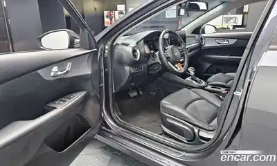 Kia K3 2022 1.6 Автомат в Москве № 122258, миниатюра 8