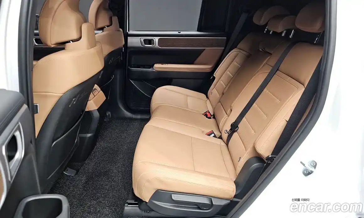 Hyundai Santa Fe 2024 1.6 Автомат в Москве № 130488, фото 3