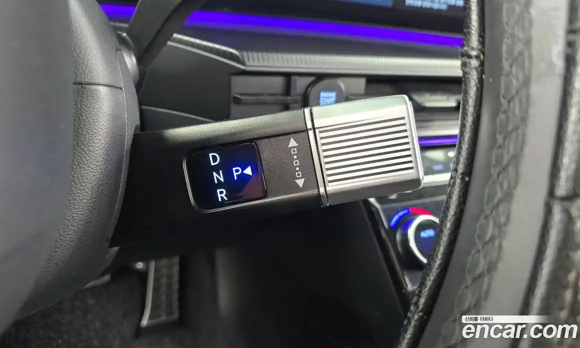 Hyundai Santa Fe 2024 2.5 Автомат в Москве № 130818, фото 5