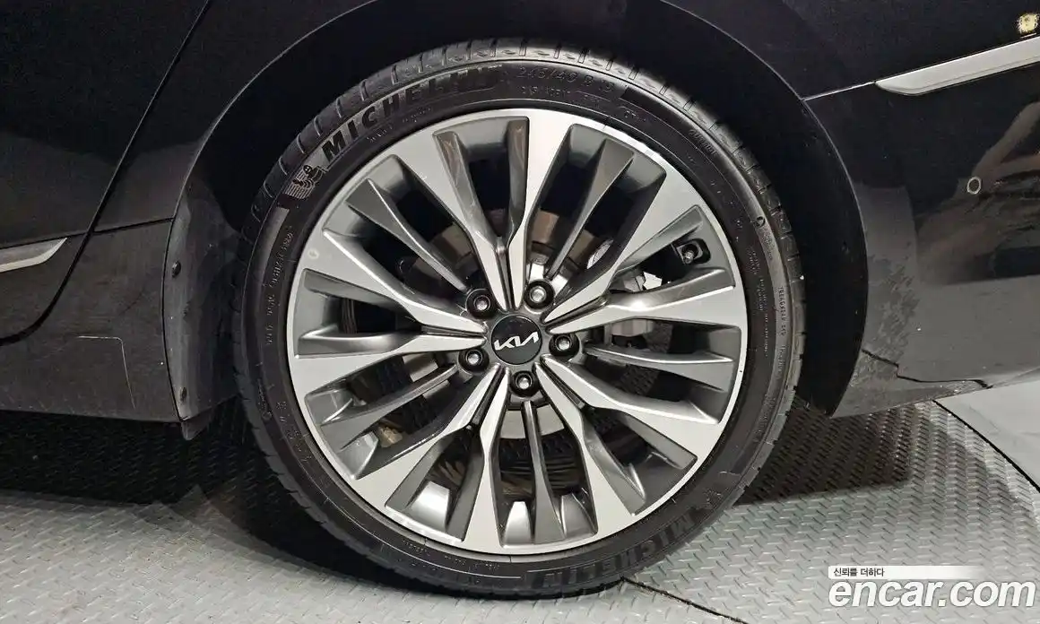 Kia K8 2023 2.5 Автомат в Москве № 131127, фото 19