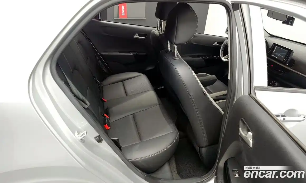 Kia Morning 2017 1.0 Автомат в Москве № 133846, фото 12